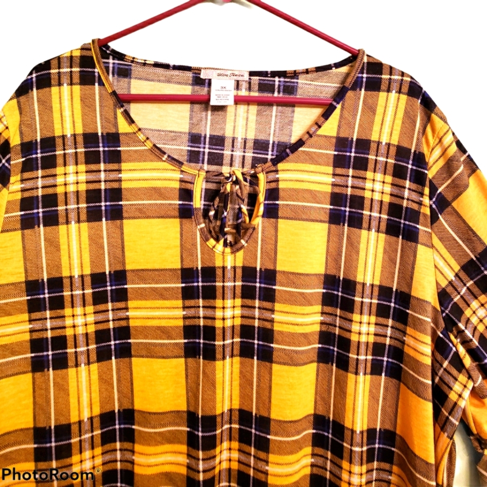 Uetra Teeze women's plus size 3X yellow/black keyhole neckline blouse. 631 - Picture 2 of 4